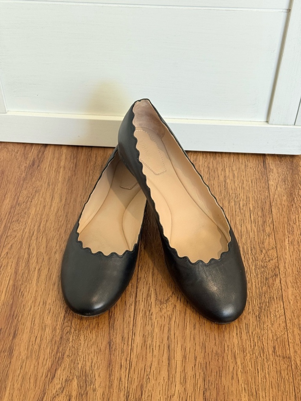 Chloé Lauren Scalloped Leather Ballet Flats Black US 7